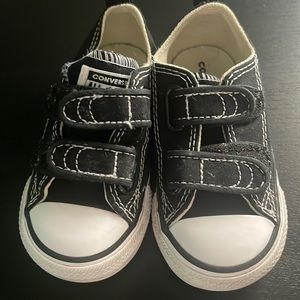 Converse baby